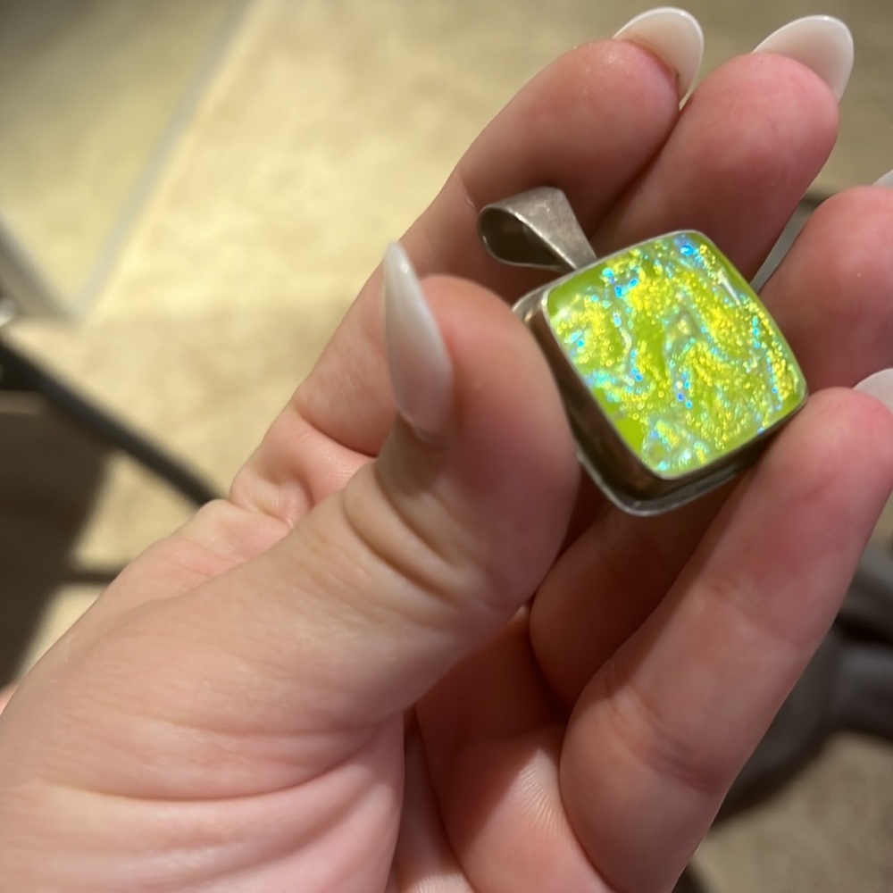 Beautiful pendant necklace - Picture 4 of 4